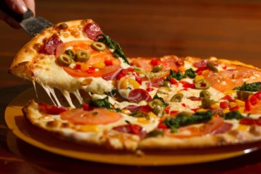 Pizza Restaurateurs: Start Your Calorie Counters